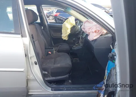 2004 Pontiac Vibe from USA, damaged, VIN 5Y2SL628X4Z431002